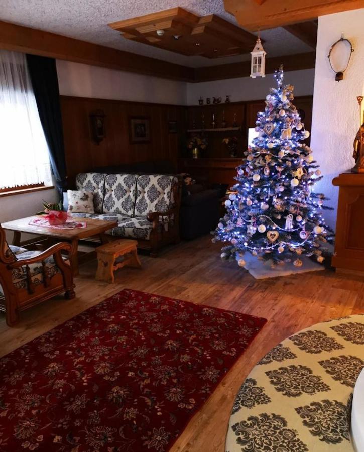 Hotel Rosalpina Rocca Pietore Buitenkant foto