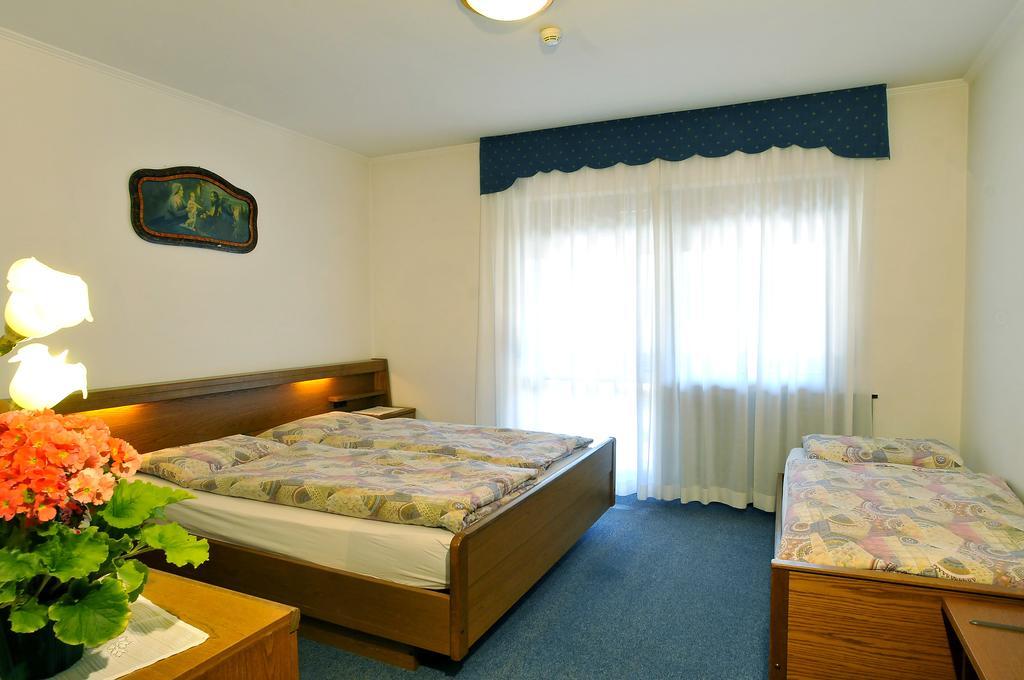 Hotel Rosalpina Rocca Pietore Buitenkant foto