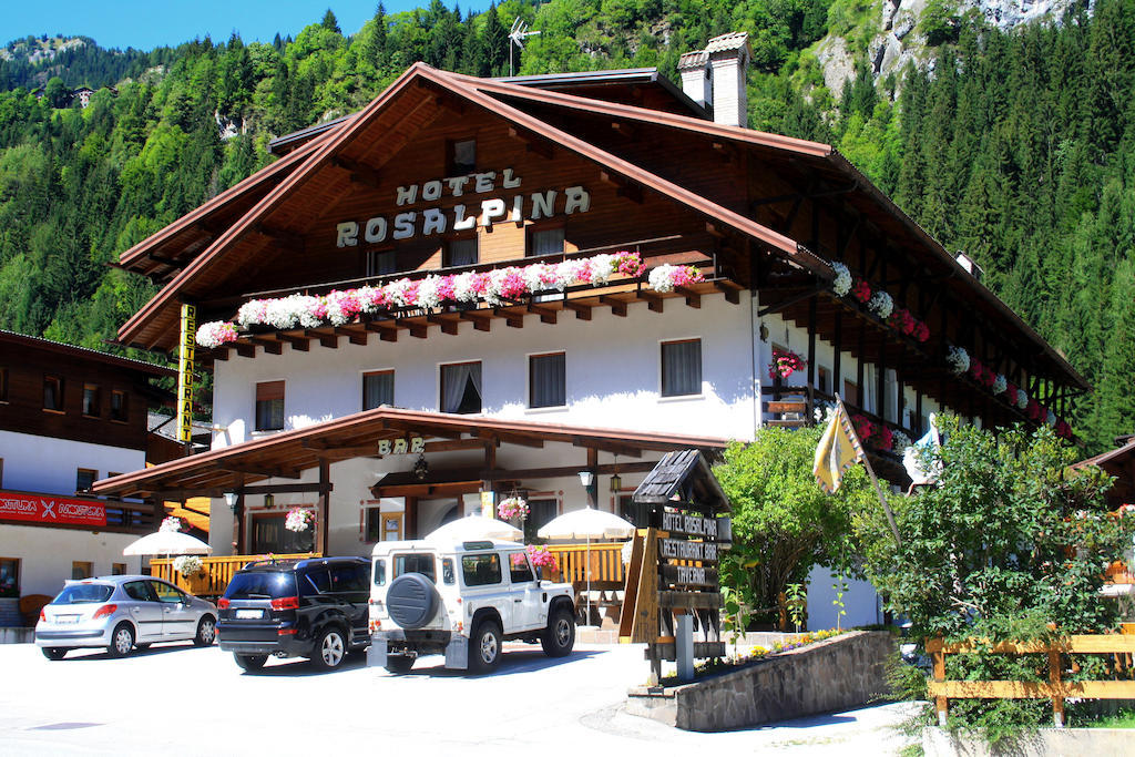 Hotel Rosalpina Rocca Pietore Buitenkant foto