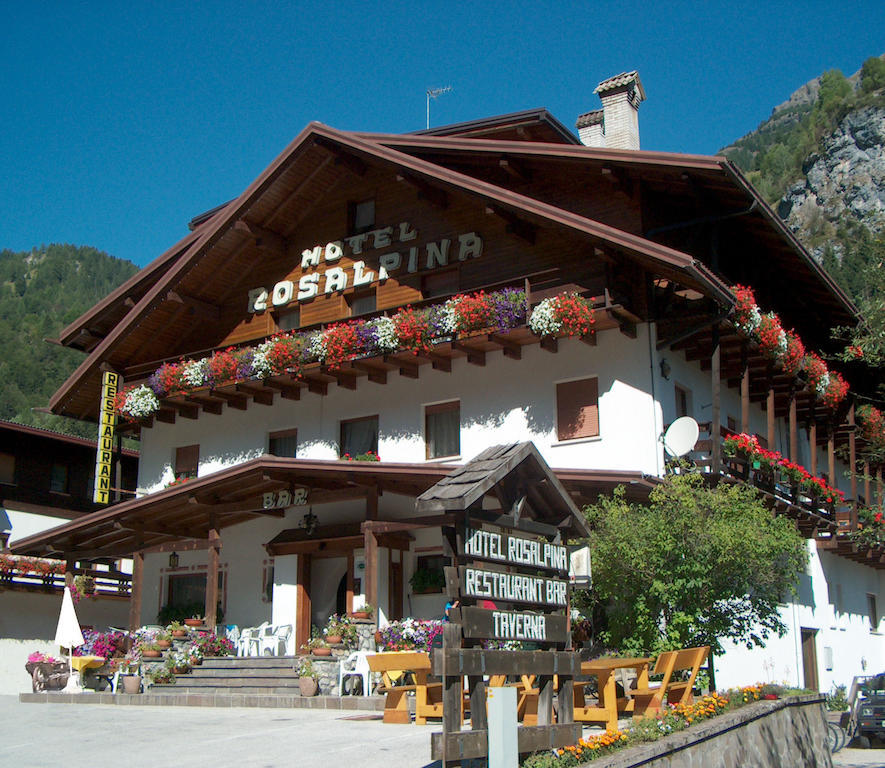 Hotel Rosalpina Rocca Pietore Buitenkant foto